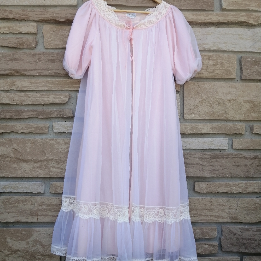 Vintage 60's Peignoir, Pink Boudoir Robe by Faris